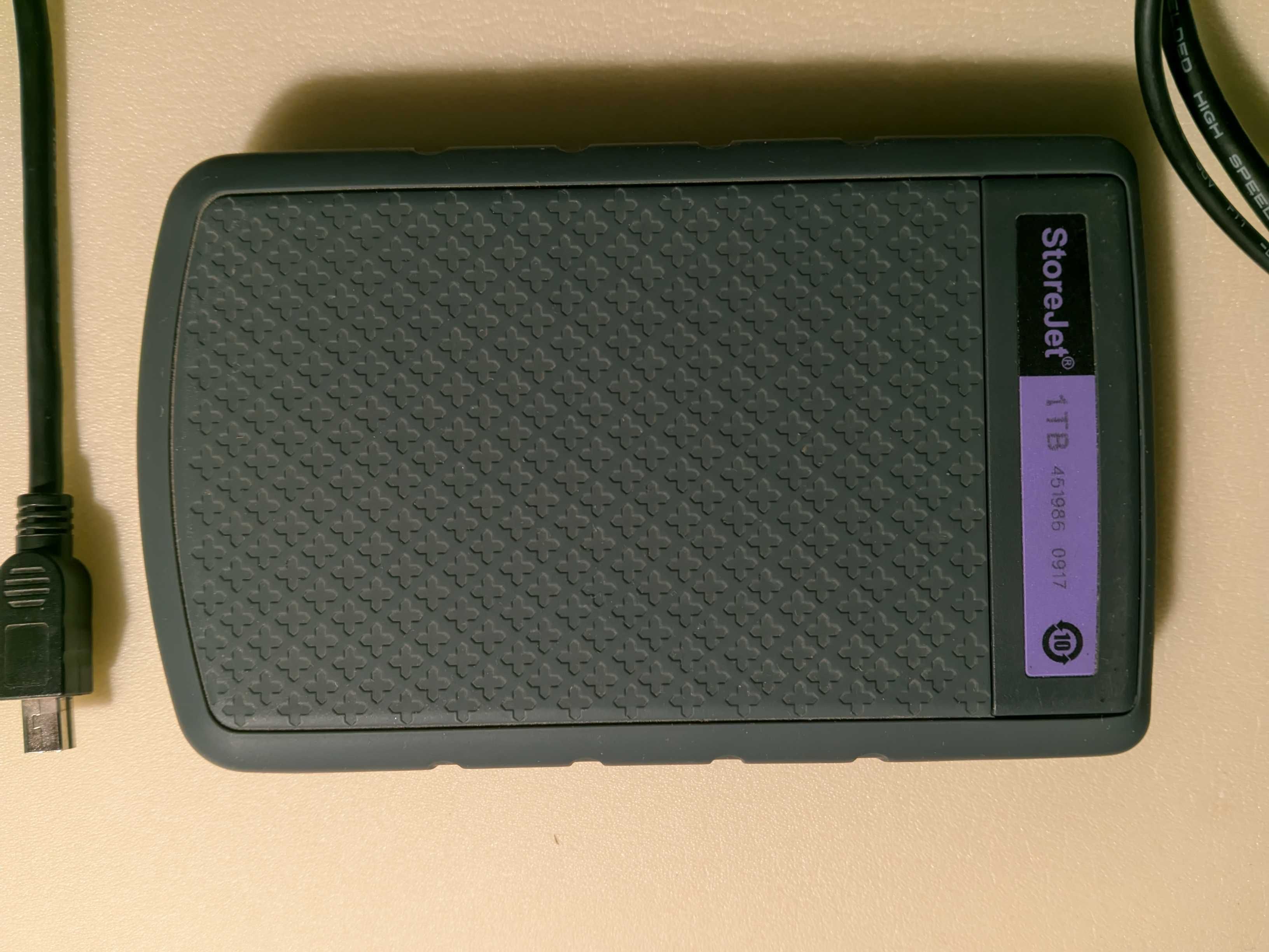 Портативний жорсткий диск зовнішній Transcend StoreJet 750GB USB 2.0