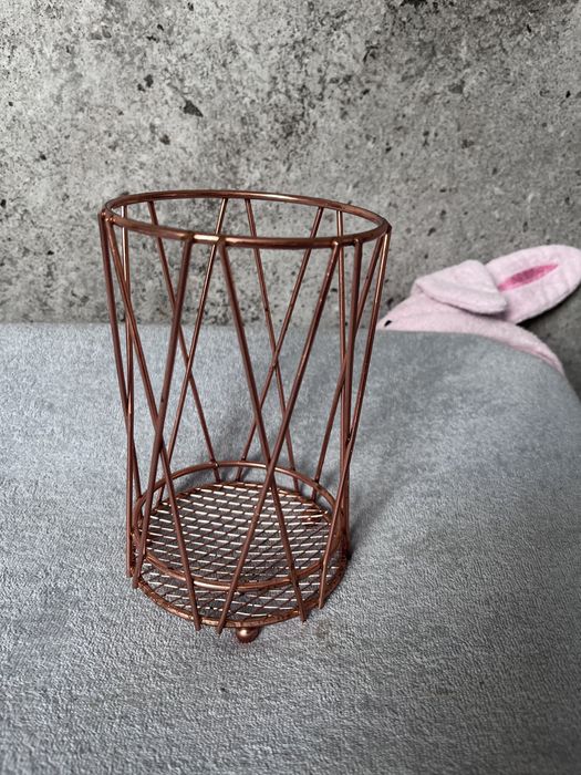 Ociekacz na sztućce rose gold złoto stojak na pędzle