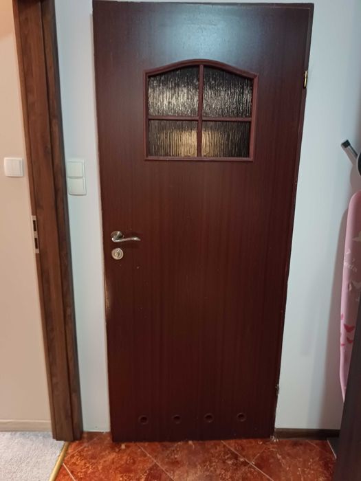 Drzwi łazienkowe prawe z ościeżnica