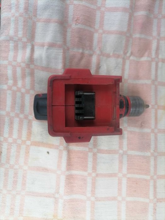 Аккумуляторна болгарка einhell