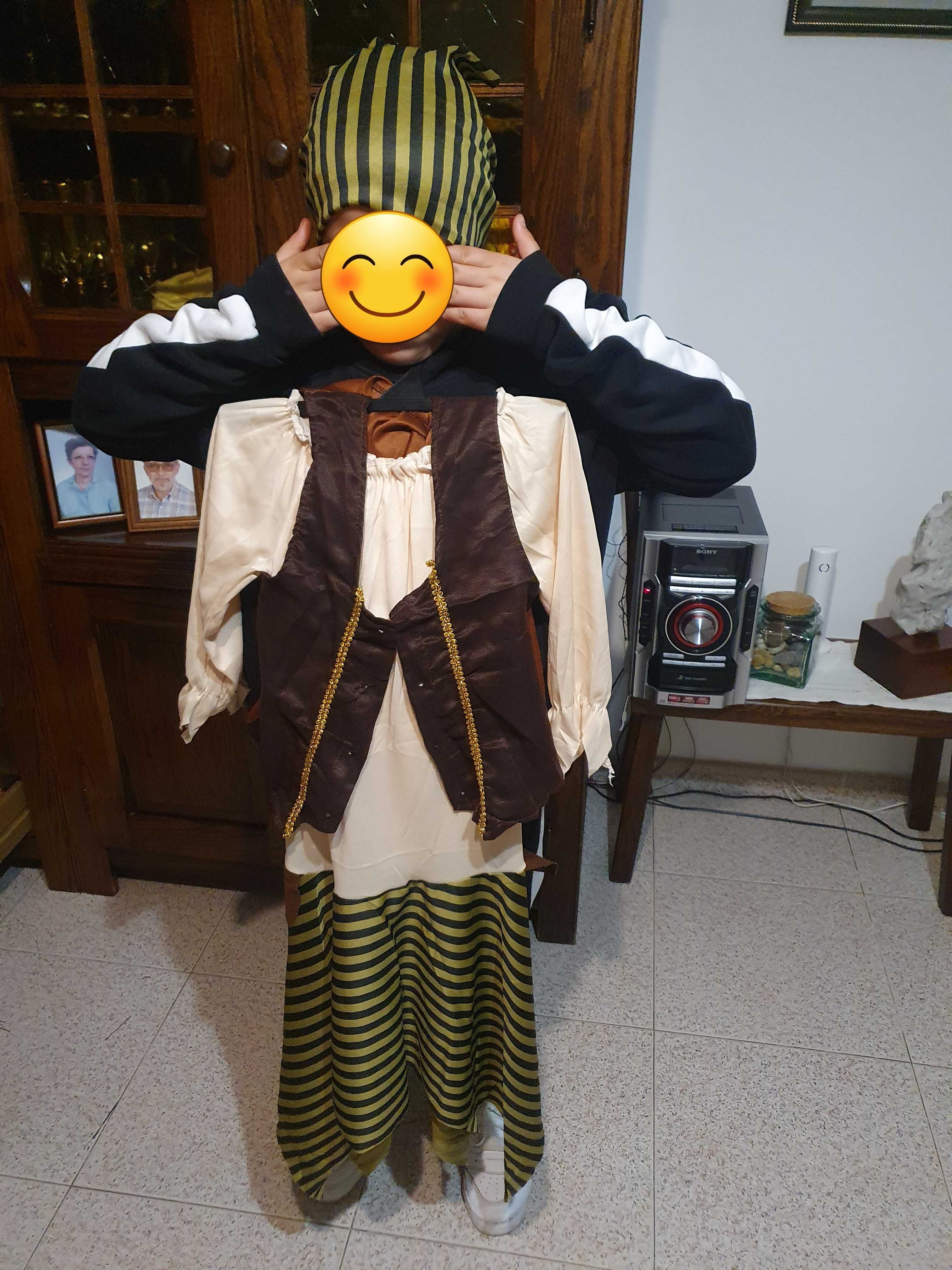 Máscara Menina Pirata