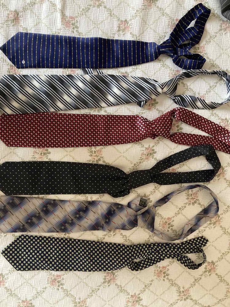 Краватки галстуки в ідеальному стані