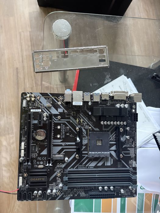 Gigabyte b450m ds3h