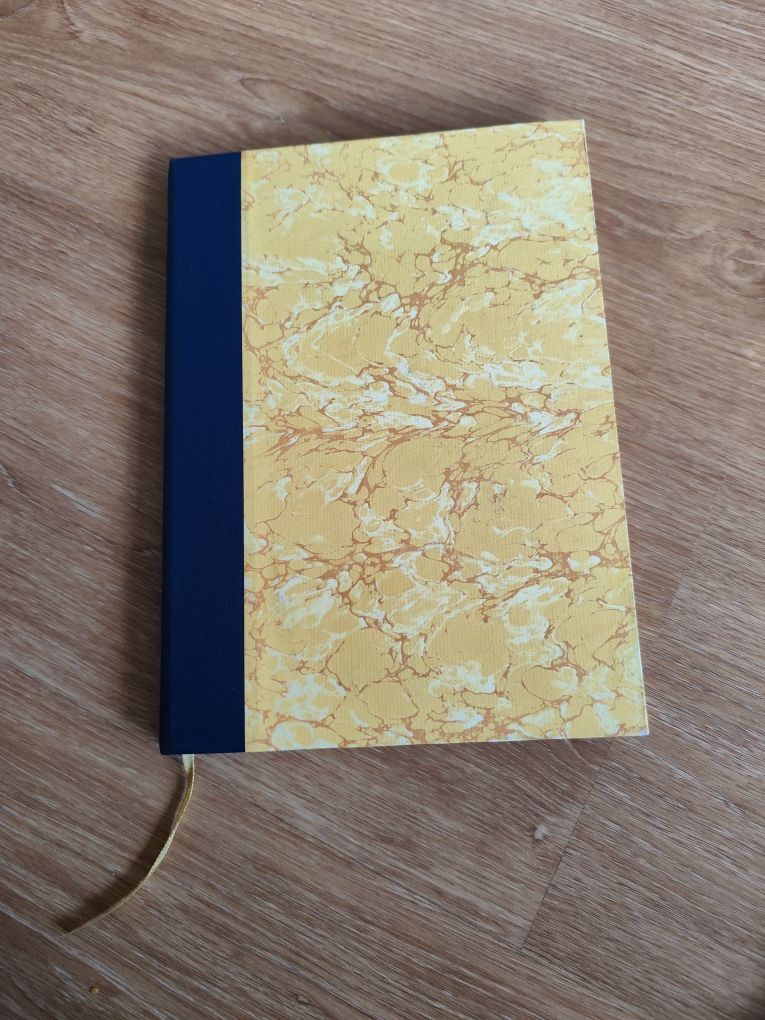Livro /diário de viagens
