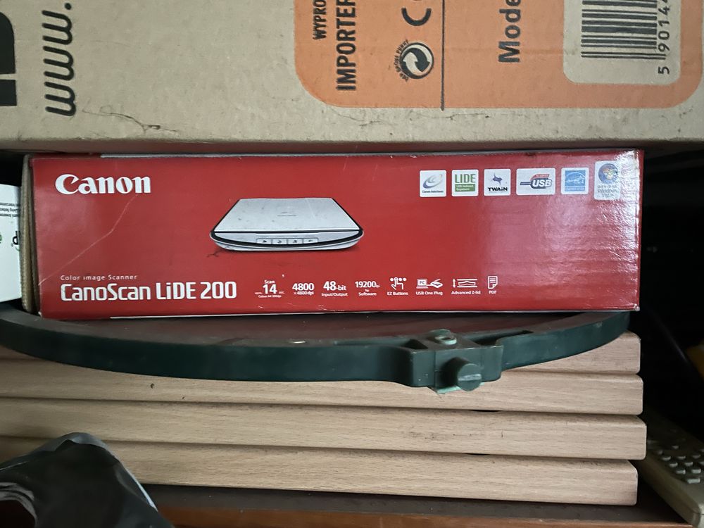 Skaner Canon Canoscan Lide 200
