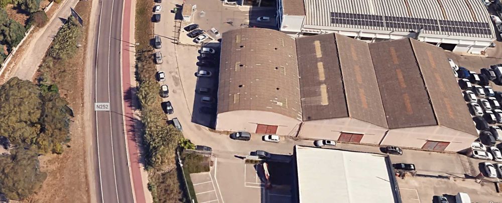 Arrendamento Armazém Sétubal -1800m2 - Estrada dos Ciprestes