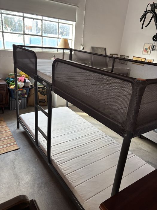 Beliche com 2 colchoes incluidos