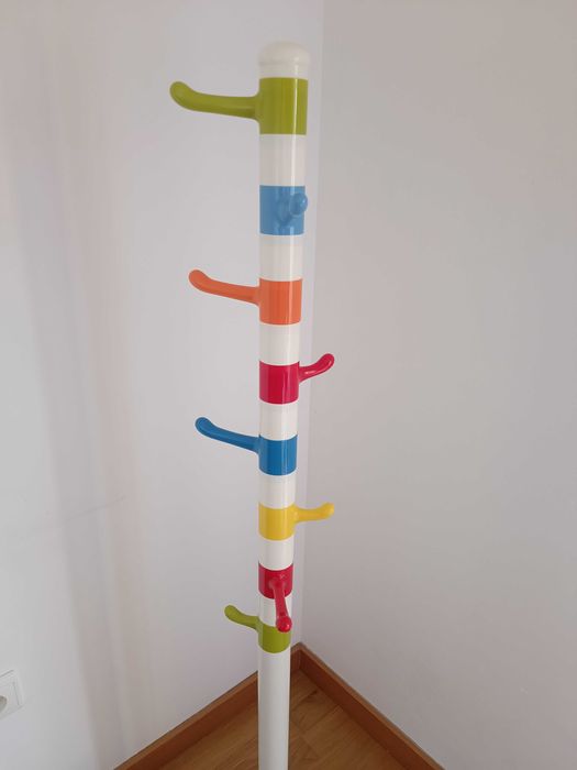 Cabide - Bengaleiro IKEA modelo KROKIG