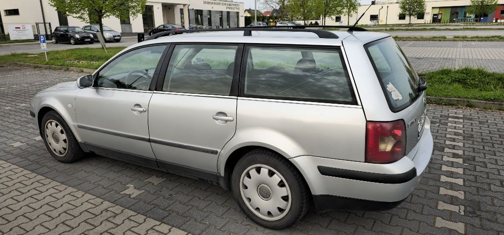 VW Passat 1,9 Tdi 130KM 2003r.