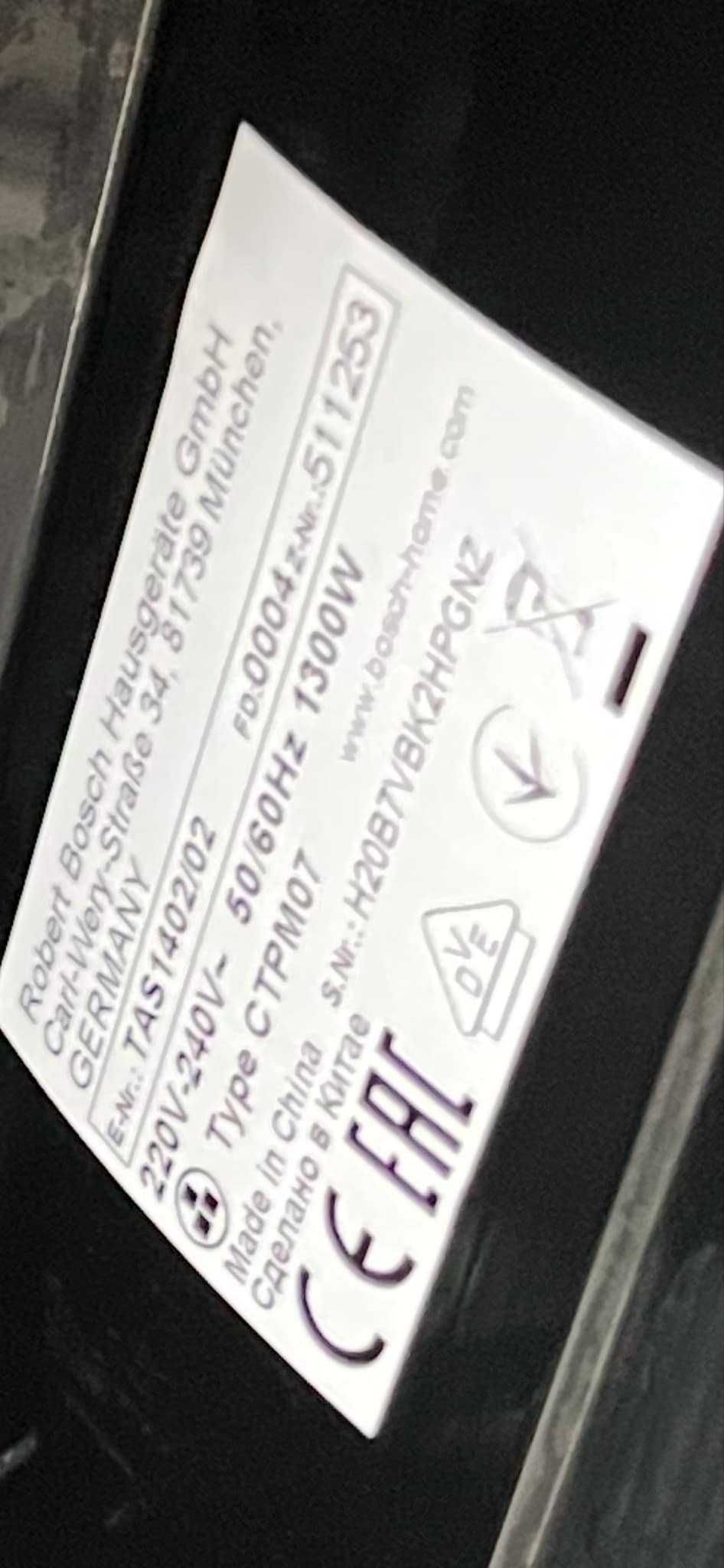 Ekspres kapsułkowy Bosch Tassimo + kawy
