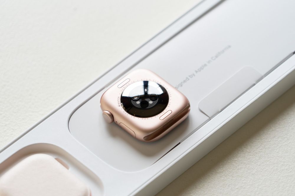 Apple Watch 10, 42 mm, różowe aluminium