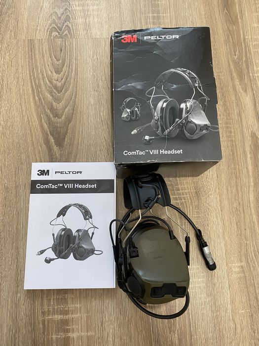 Активні наушники Peltor Vlll