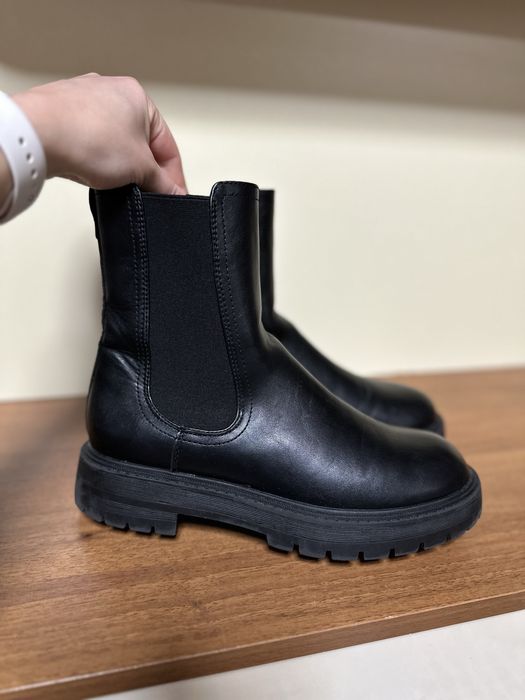 Ботинки 38 р. Челсі