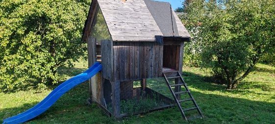 Oddam za darmo domek drewniany