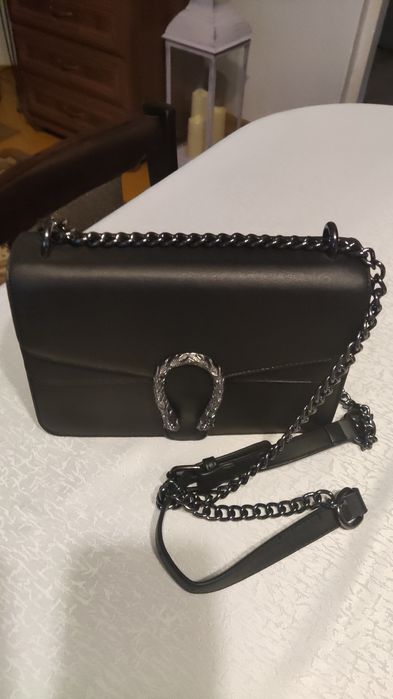 Torebka czarna listonoszka