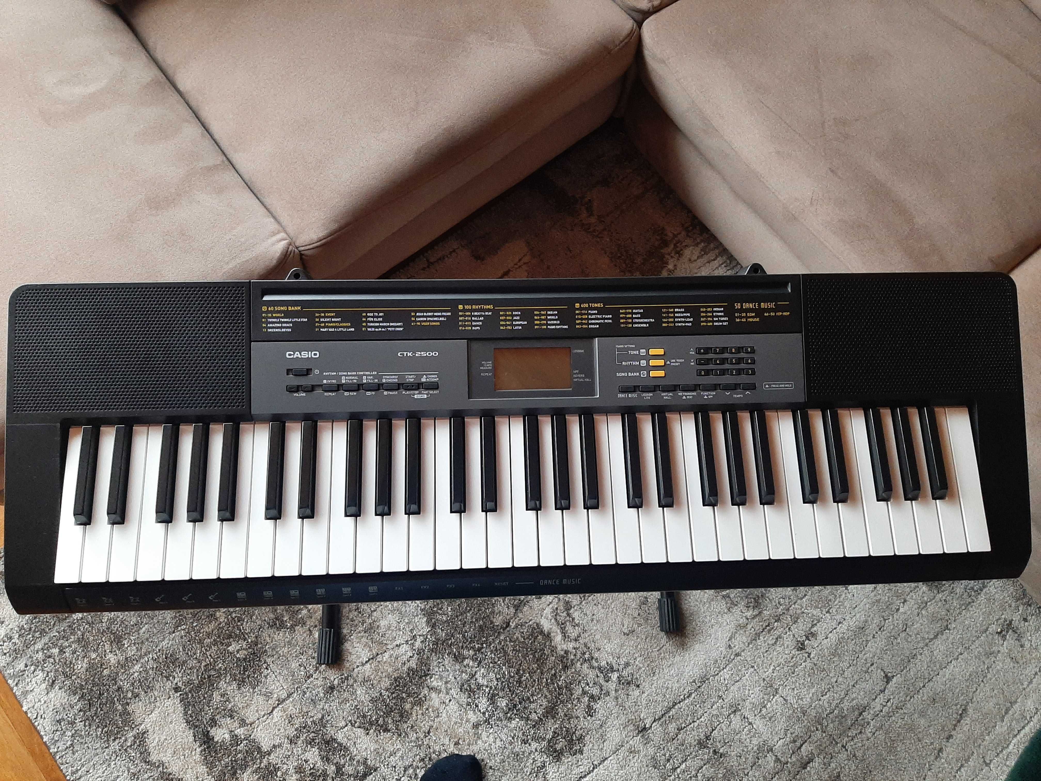 Keyboard Casio CTK-2500 ze statywem + gratisy