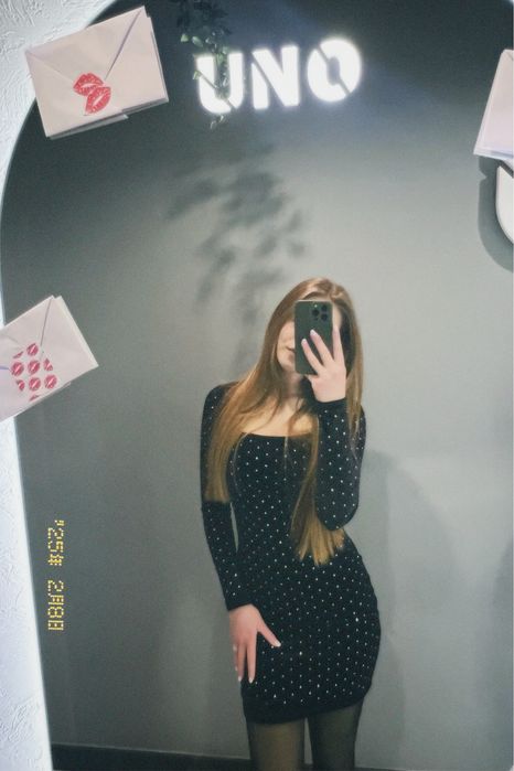 Сукні вечірні з блиском