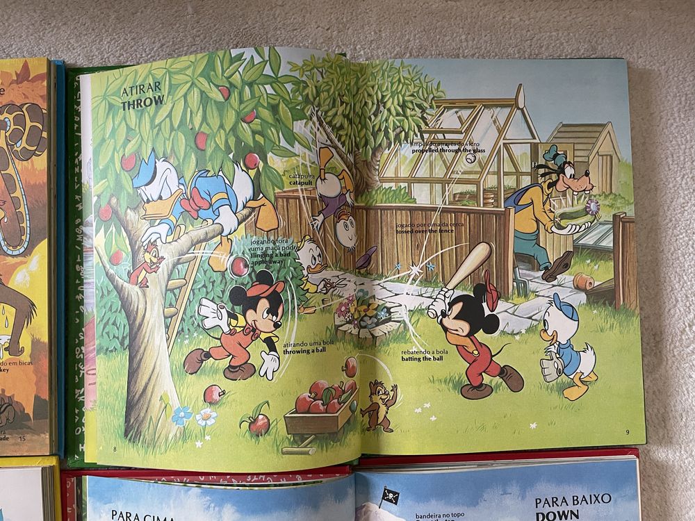 Livros infantis da Walt Disney “Como é que se diz” em ingles
