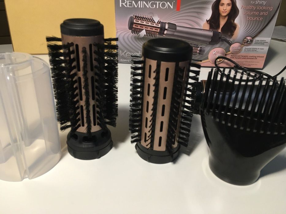 Фен-щетка REMINGTON AS8810 Keratin Protect 1000Вт