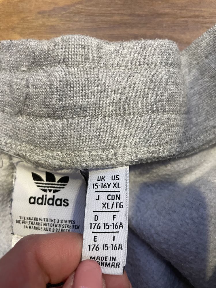 Adidas roz 176 krótkie spodnie