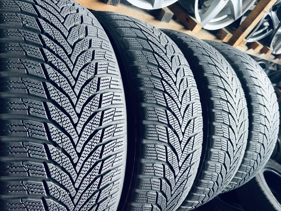 Шини Резина Зимові 235 55 19 Nexen Winguard Sport2 [19-22] 4шт