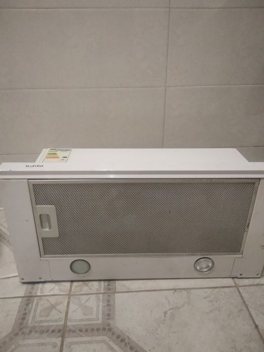 Продам вытяжку на запчасти