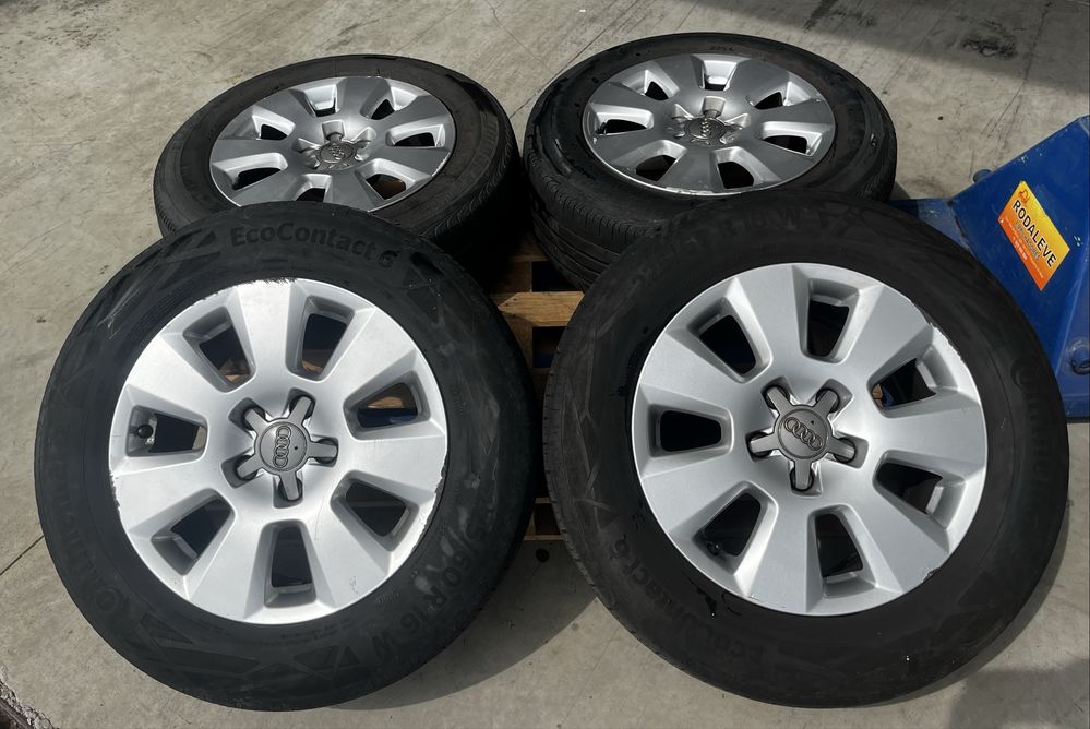 Jantes Originais Audi 16 com pneus.