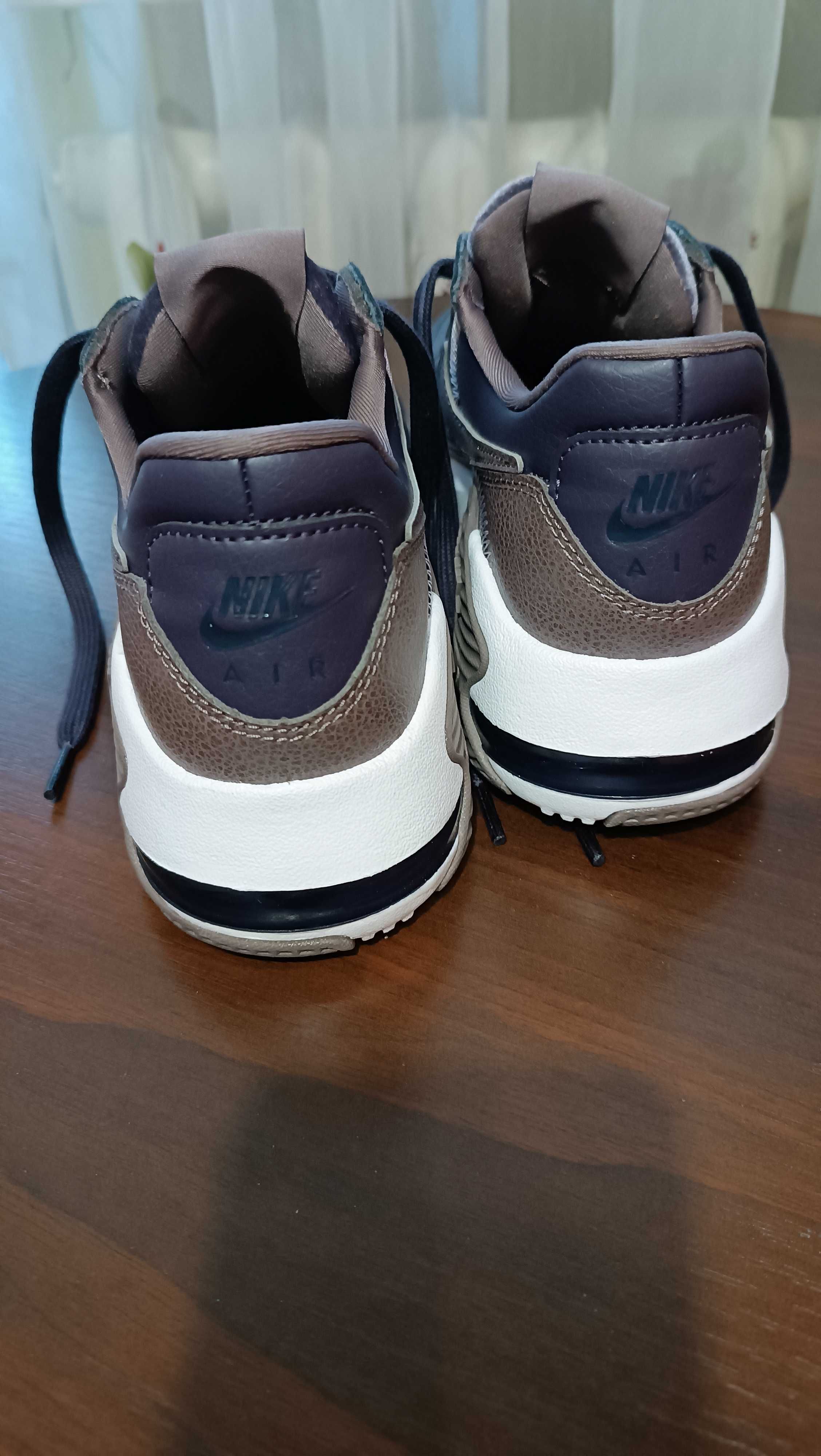 Кросівки жіночі Nike AIR MAX EXCEE LEA фіолетові р. 37,5 Нові