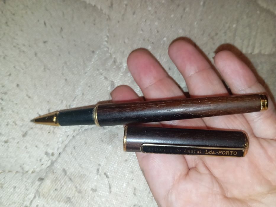 Caneta escreve pouco pouca tinta
