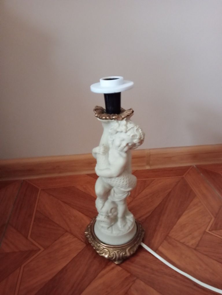 Lampa z alabastru