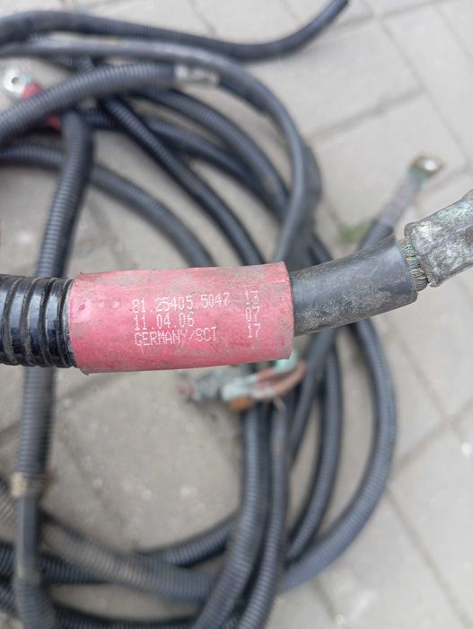 Przewód zasilający  akumulatora Man TGX