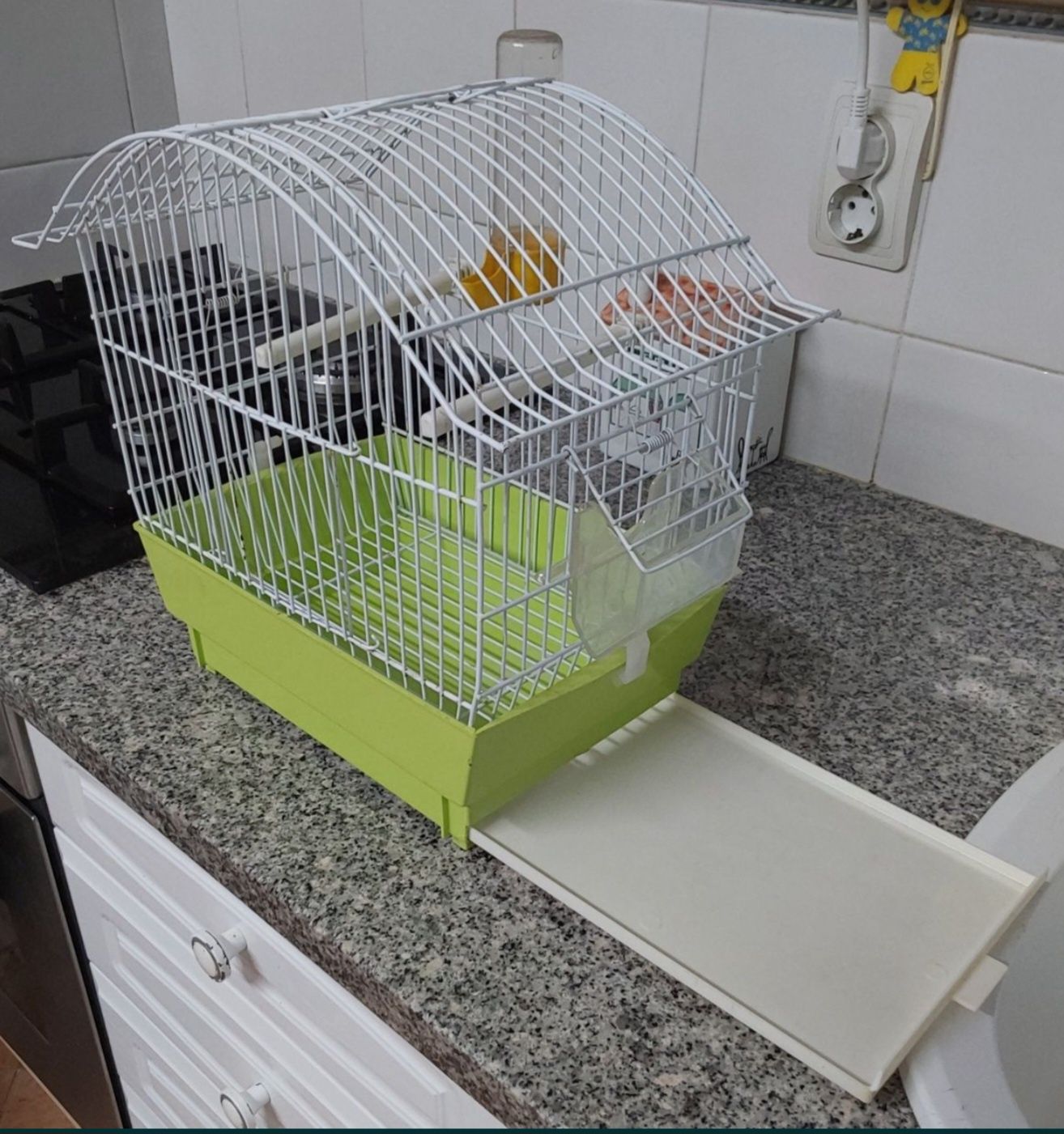 GAIOLA PARA AVES PEQUENO PORTE.Casa,Varanda,Quarto,Cozinha,Terraço.