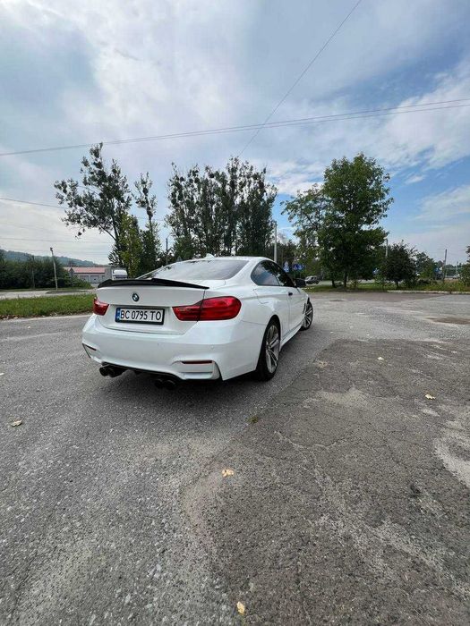 Авто під виплату BMW 4 Series 2014 року