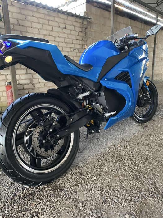 Продам Электроскутер мотоцикл 3000w
