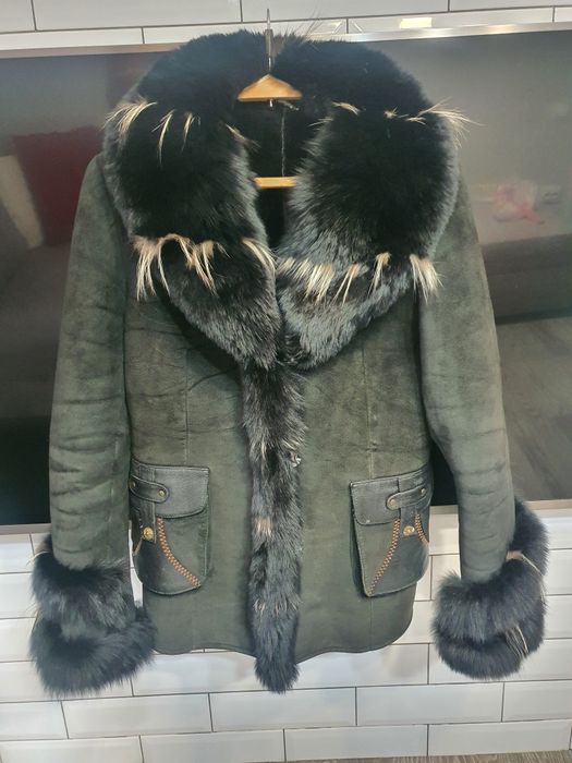 Зимняя натуральная дубленка с натуральным мехом
