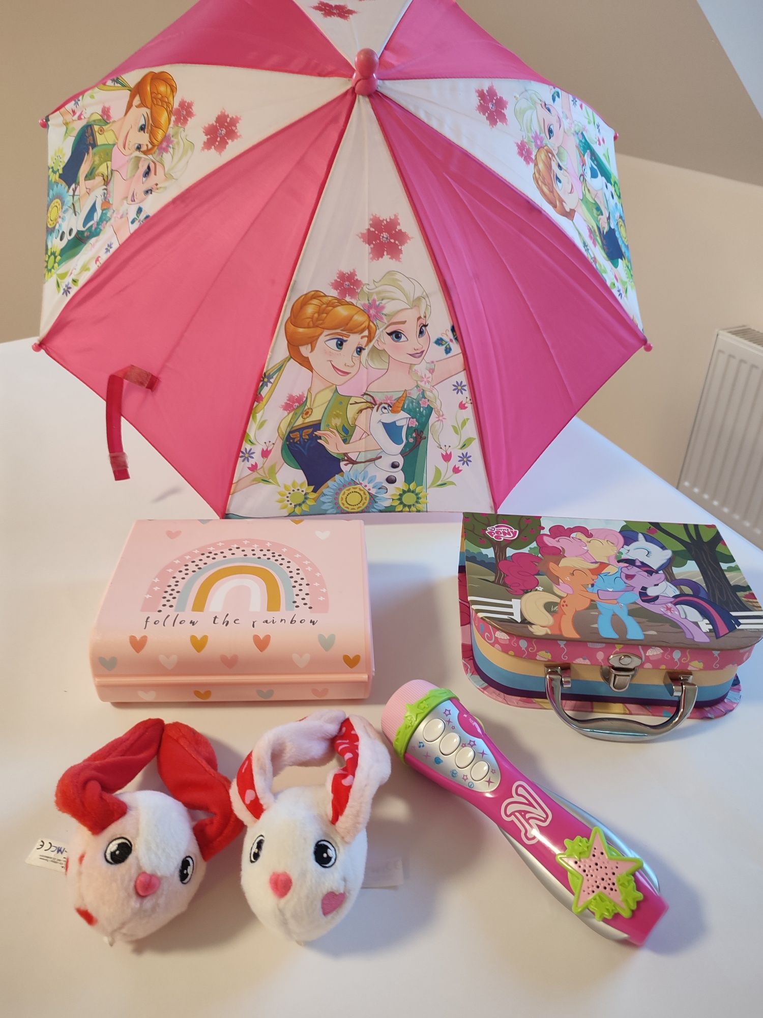 Mikrofon+pudełko Little Pony+parasolka+pudełko śniad.+bez króliczków