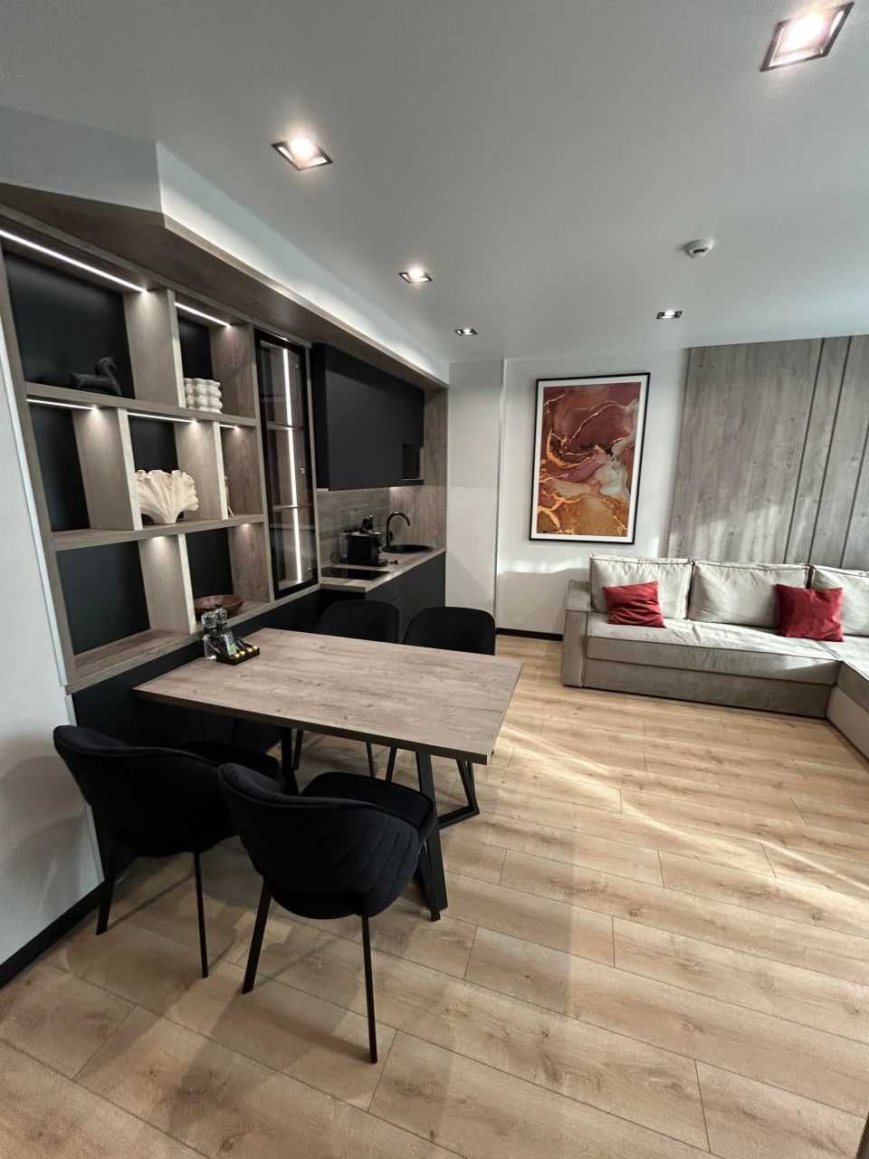 Довготривала оренда 1к+студії в Glacier Premium Apartments, Буковель