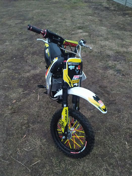 Mrf 140 TTR wałek z40