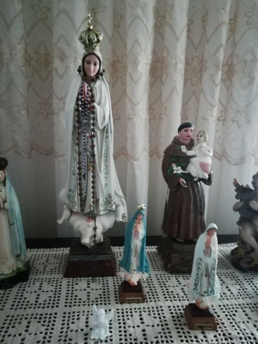 Estatuetas católicas