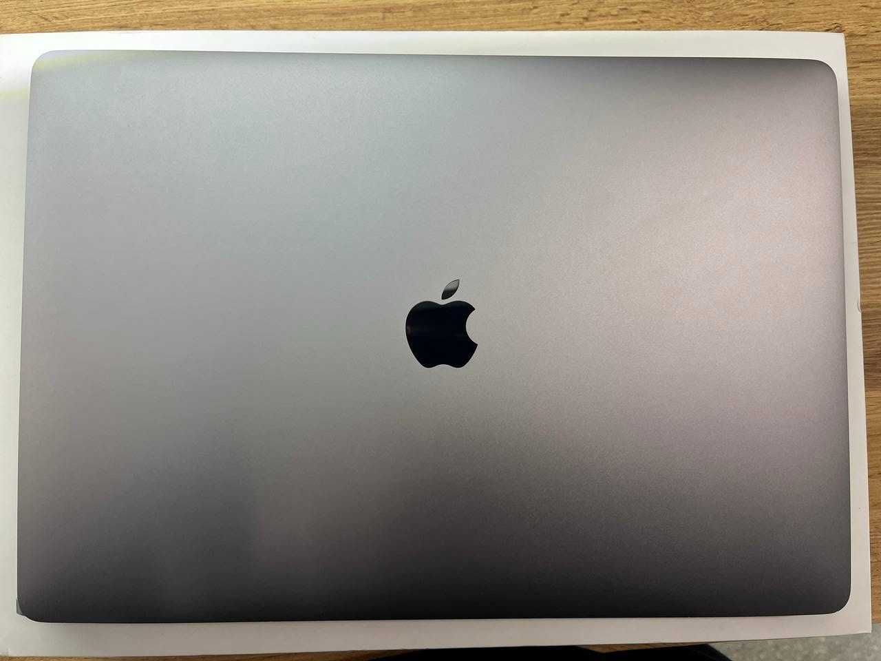 MacBook Pro 16 2019 i7 2,6ГГц/16/512Gb Space Gray