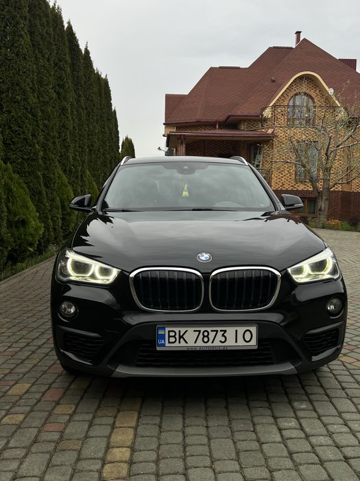 BMW x1 2019 року