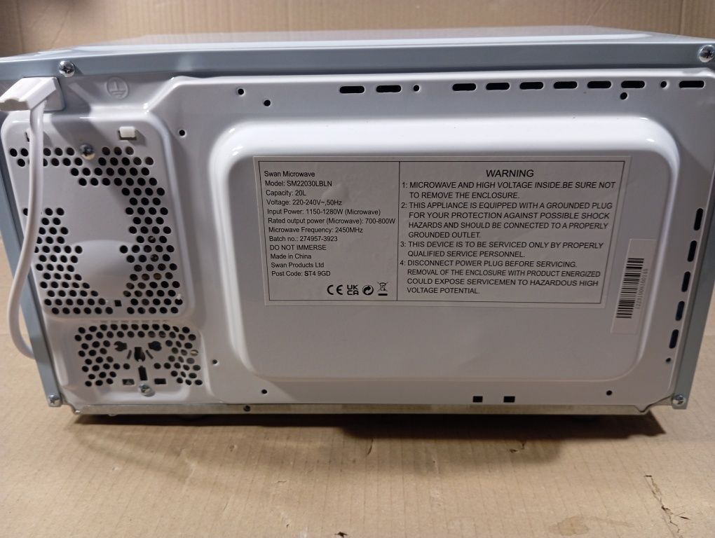Mikrofalowa retro z serii Swan moc 800 W