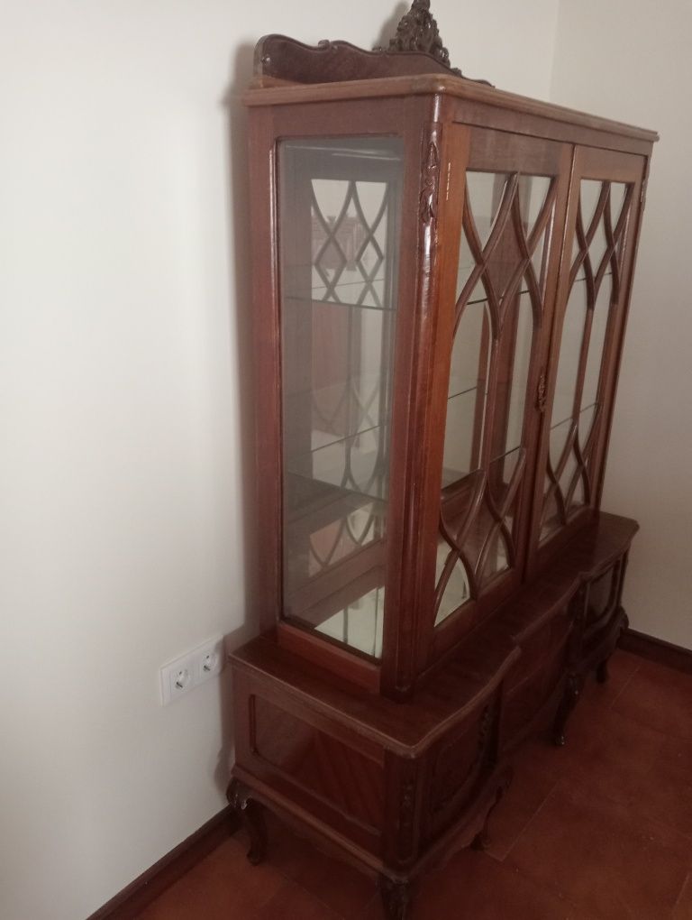 Cristaleira vintage para restauro