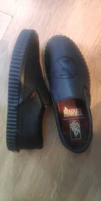 Slip on trampki tenisówki Vans Marvel 39