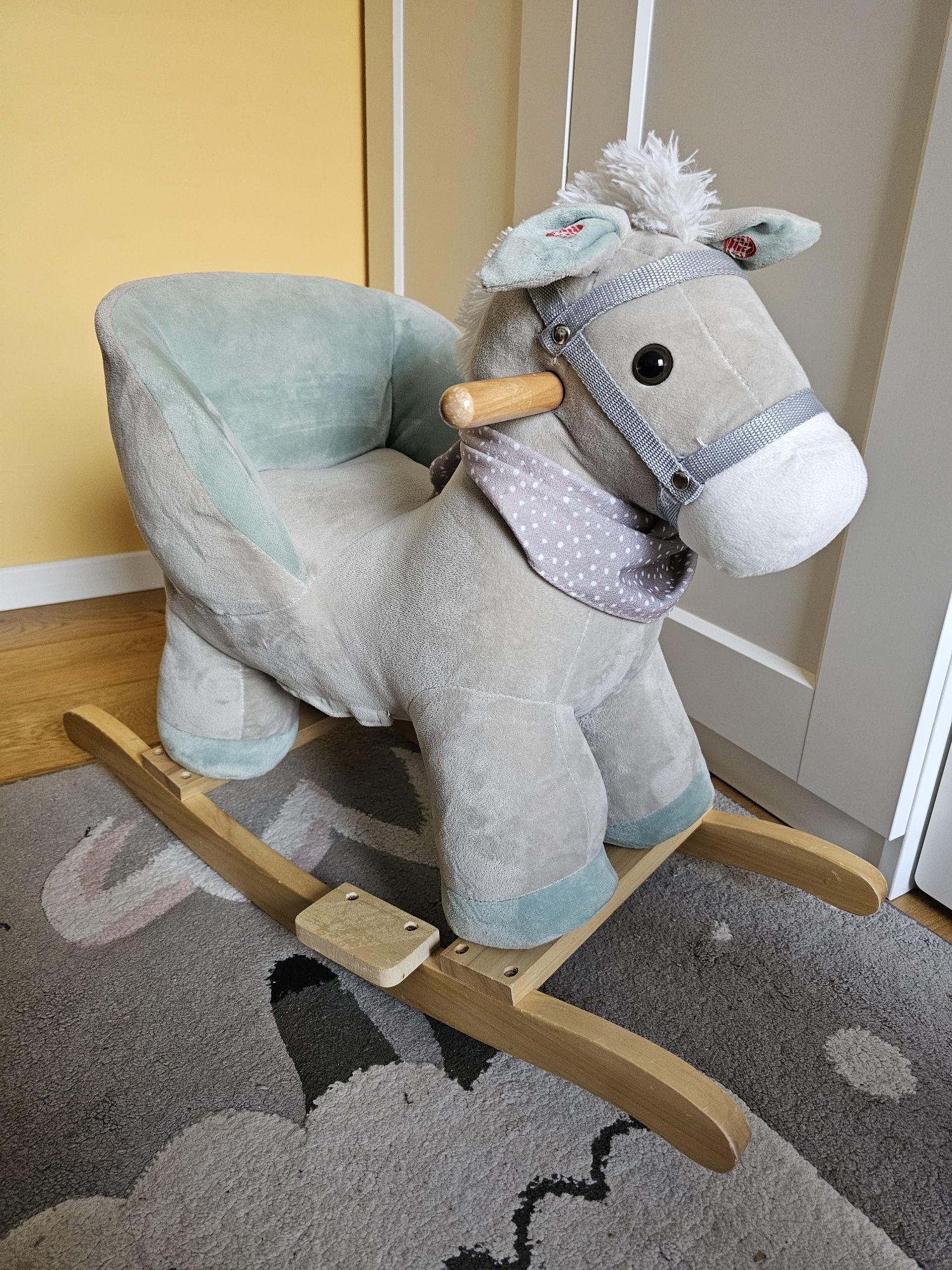 Konik na biegunach / koń na biegunach Simki