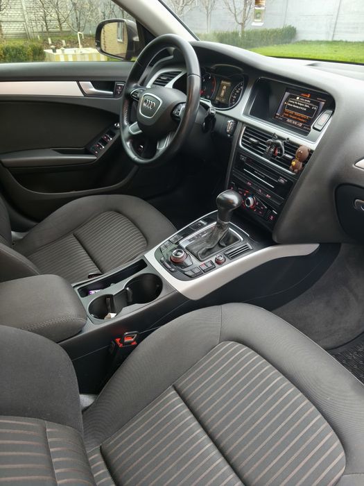 Ауді А4 В8 універсал