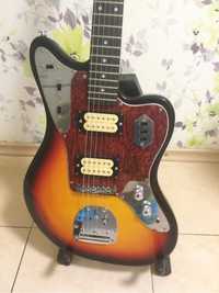 Продам Fender Jaguar