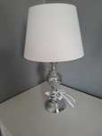 Lampa stojąca stolowa