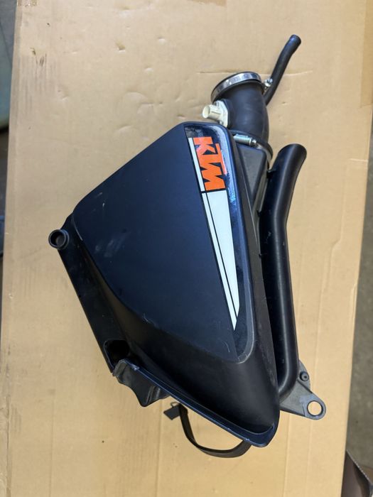 AirBox air box obudowa filtra powietrza ktm duke 690 rok 13-15