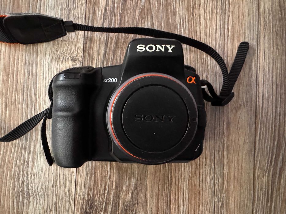 Sony Alpha 200 z obiektywem i akcesoriami [NIŻSZA CENA‼️‼️]